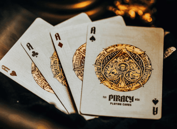 PIRACY (LUXURY GOLD FOILED DECK)